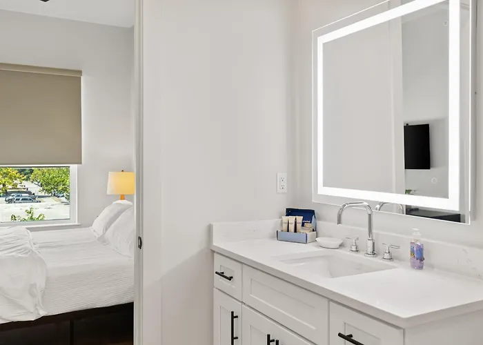 The Corbin 1101 - Magnolia Haven * Fort Worth
