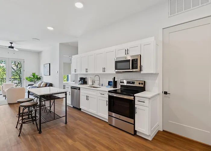 The Corbin 1101 - Magnolia Haven Apartment *